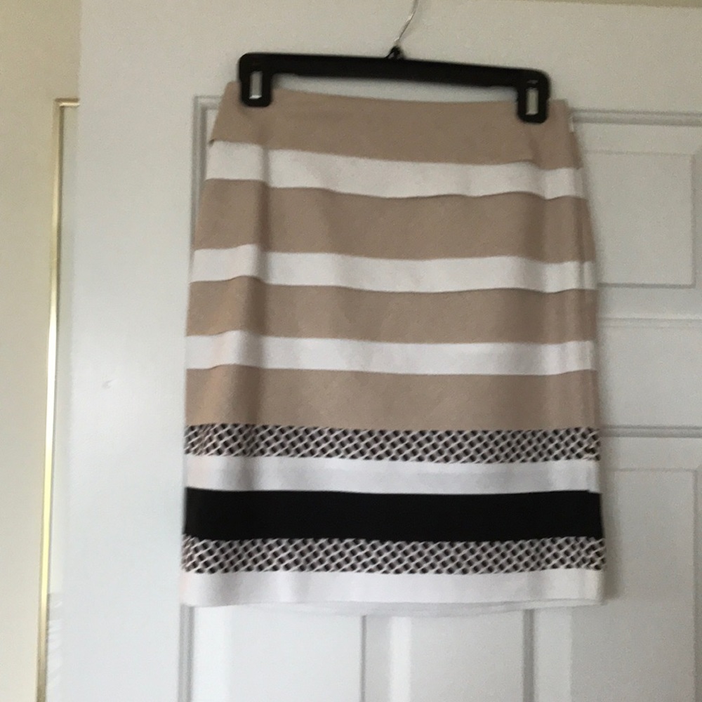 White House Black Market skirt, size 0.